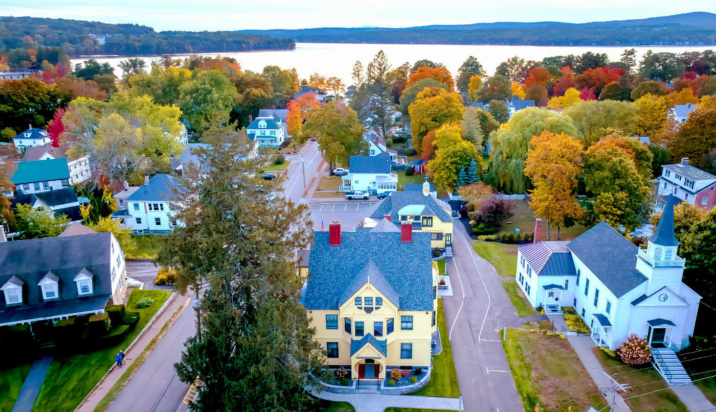 Wilkinson-Beane-Simoneau-Paquette Funeral Home 01